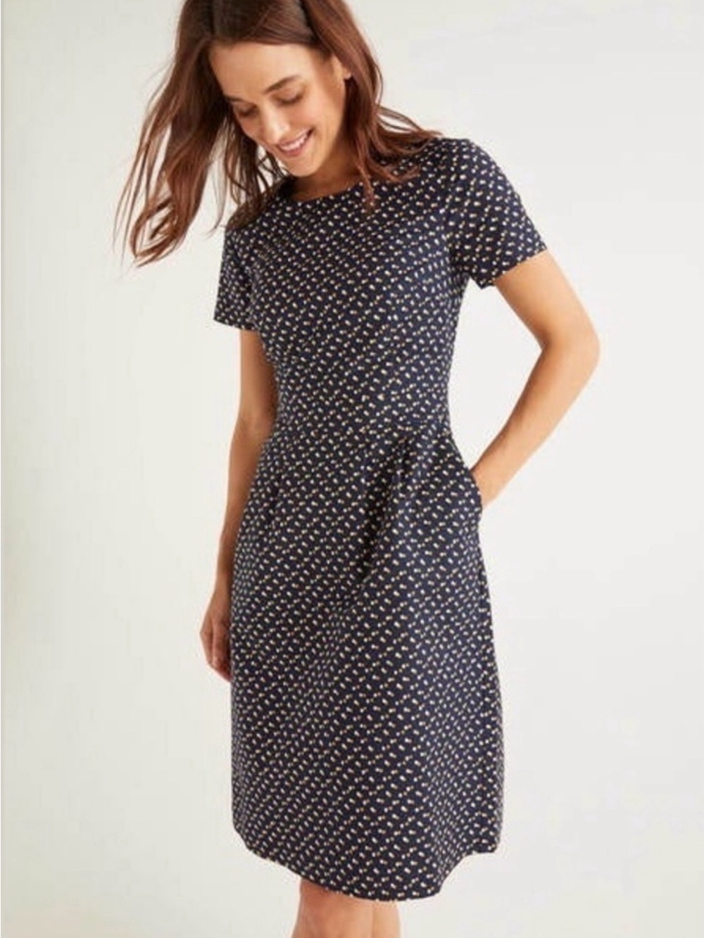 Boden Sierra textured cotton weave Polka Dot dress.Navy yellow/white. Size 2R